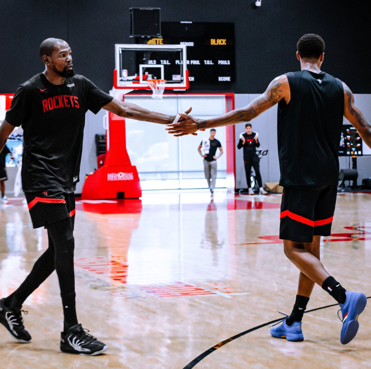 杜兰特巅峰对决,字母哥与90激战TL分钟,高光表现胜负难料!的简单介绍 杜兰特巅峰对决,字母哥与90激战TL分钟,高光表现胜负难料!的简单介绍